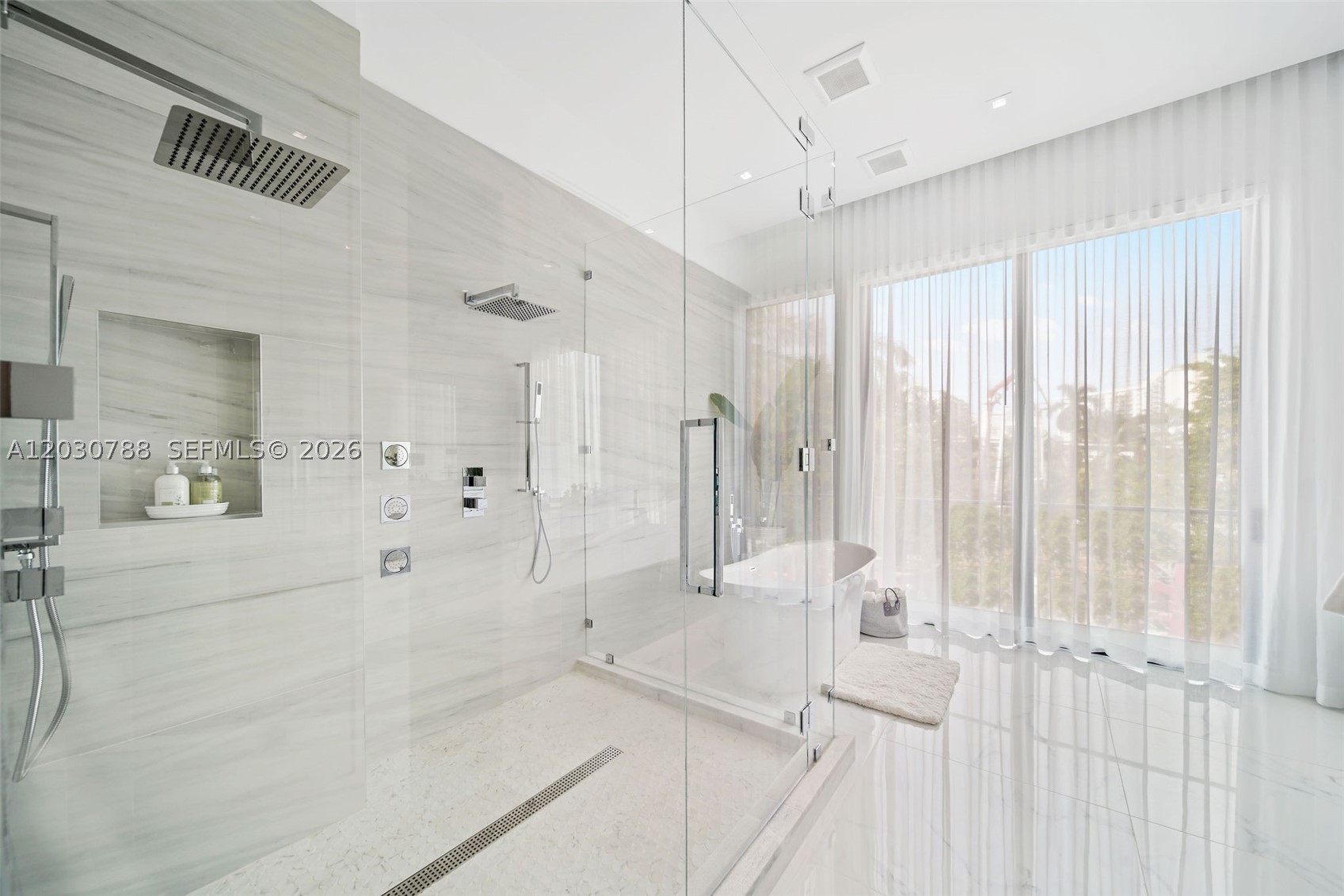 278 190th St, Sunny Isles Beach FL 33160