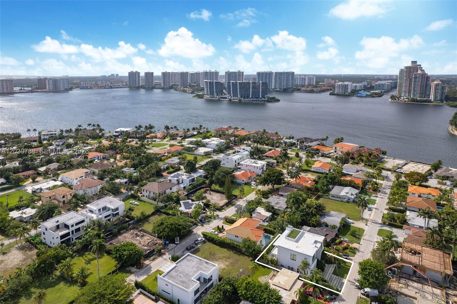 278 190th St, Sunny Isles Beach FL 33160