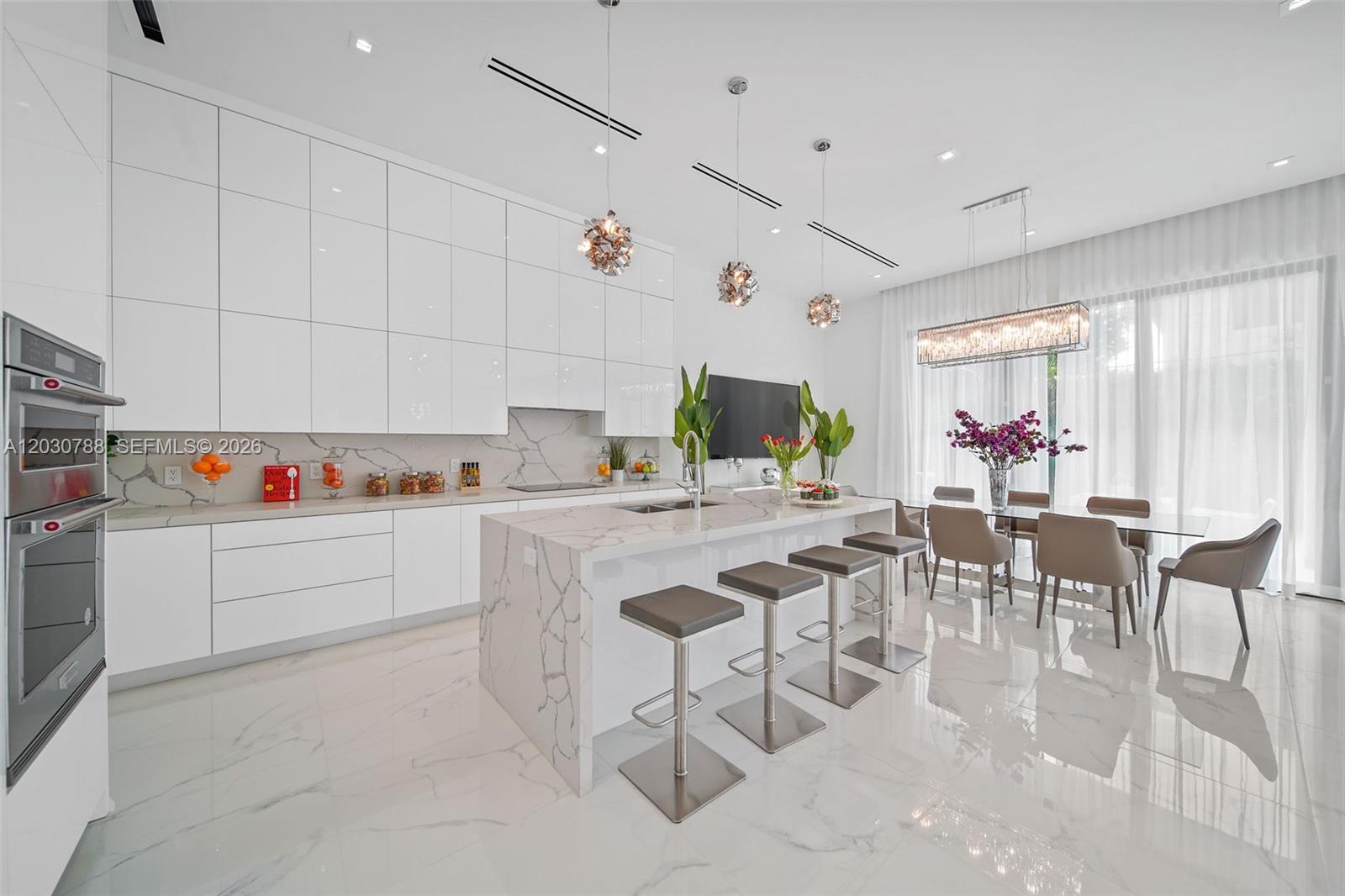278 190th St, Sunny Isles Beach FL 33160