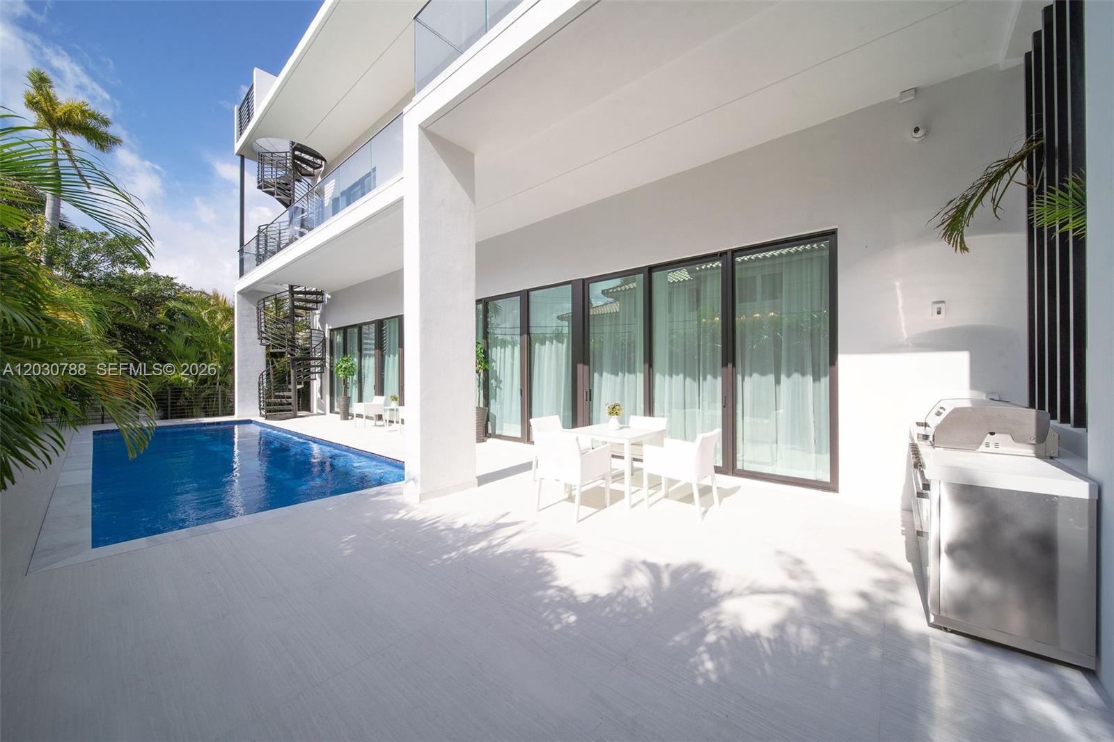 278 190th St, Sunny Isles Beach FL 33160