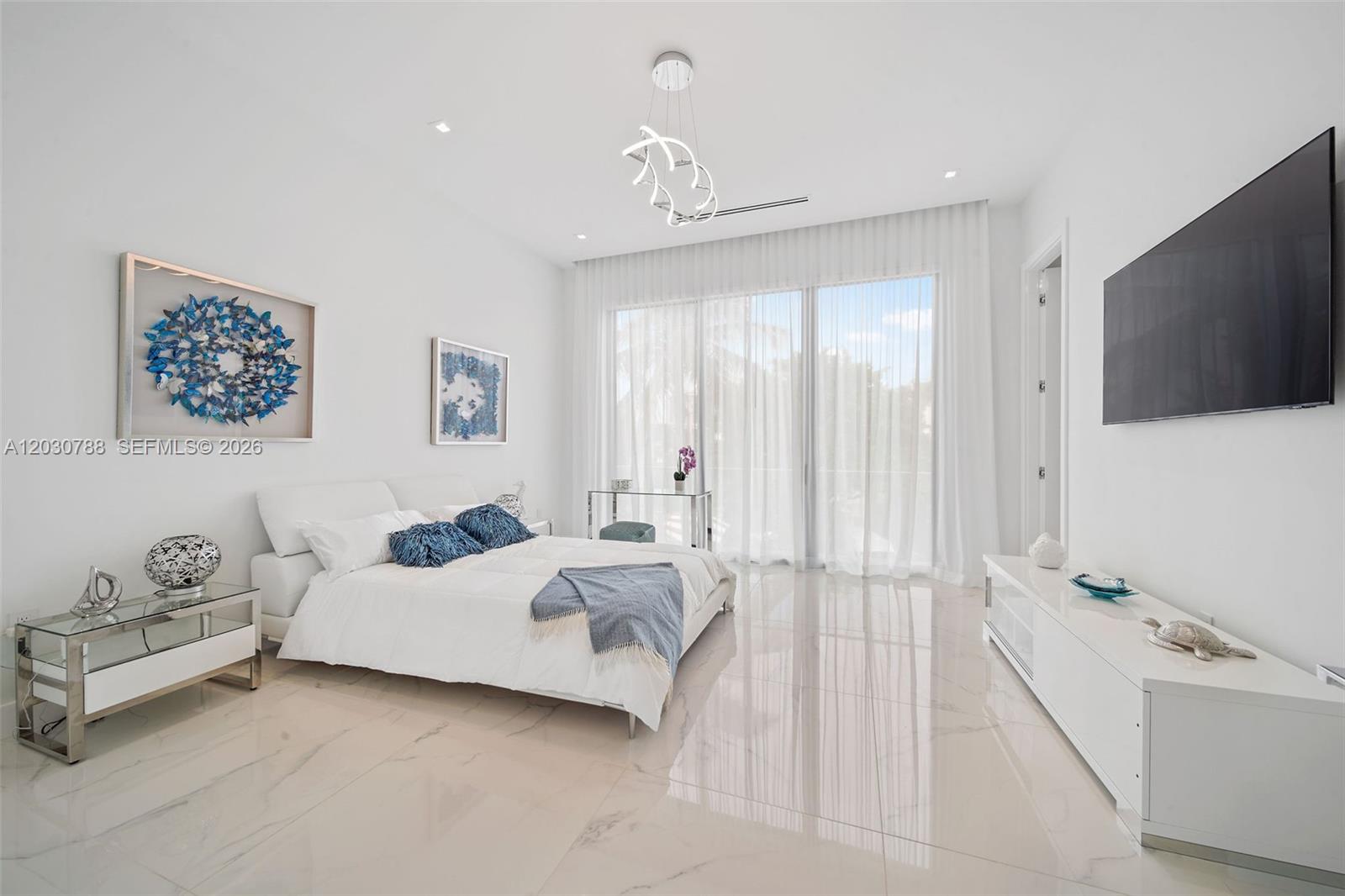 278 190th St, Sunny Isles Beach FL 33160