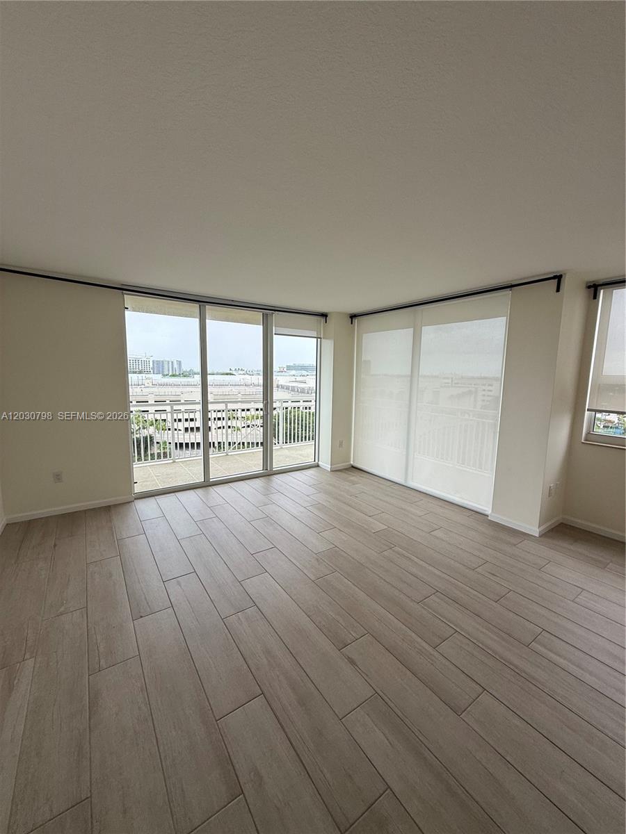 19501 W Country Club Dr #809, Aventura FL 33180