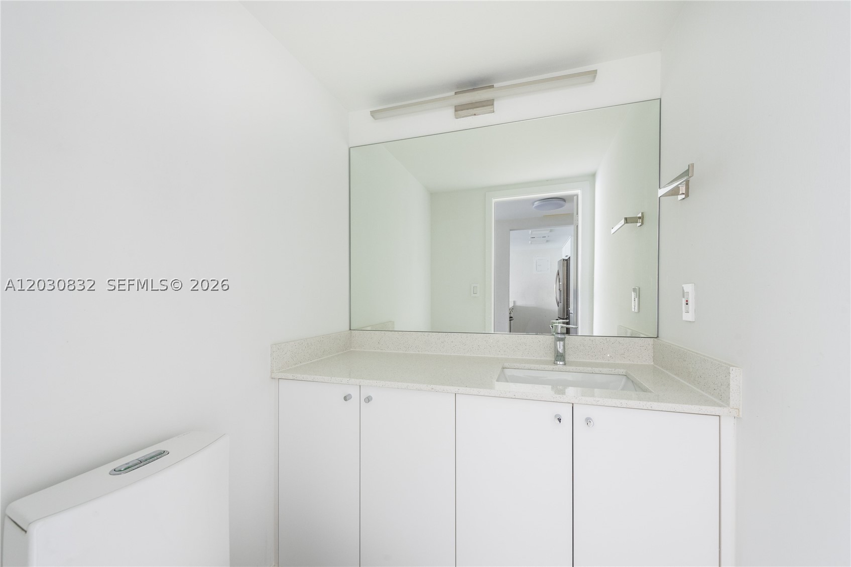 155 Ocean Lane Dr #403, Key Biscayne FL 33149