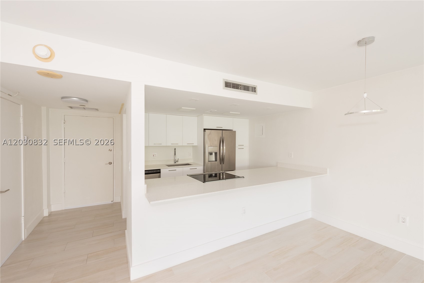 155 Ocean Lane Dr #403, Key Biscayne FL 33149