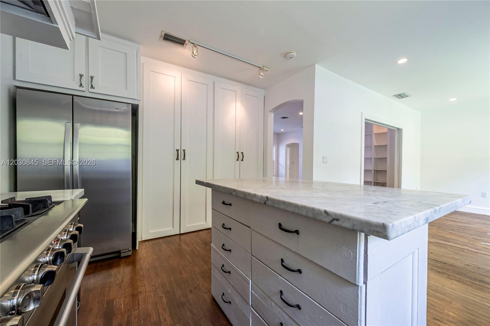 8942 Carlyle Ave, Surfside FL 33154
