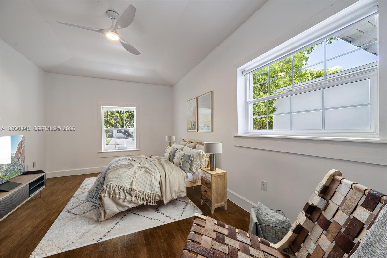 8942 Carlyle Ave, Surfside FL 33154