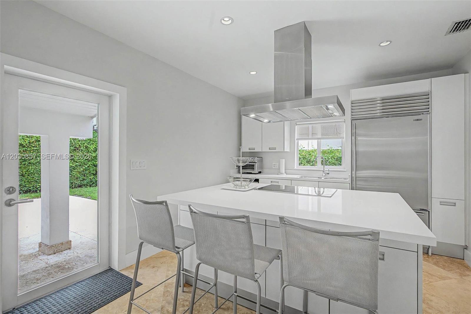 5510 Orduna Dr, Coral Gables FL 33146