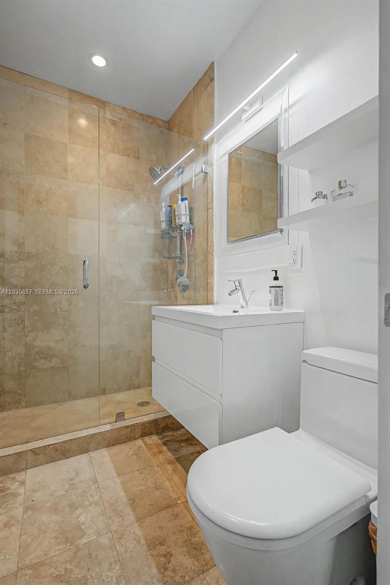 5510 Orduna Dr, Coral Gables FL 33146