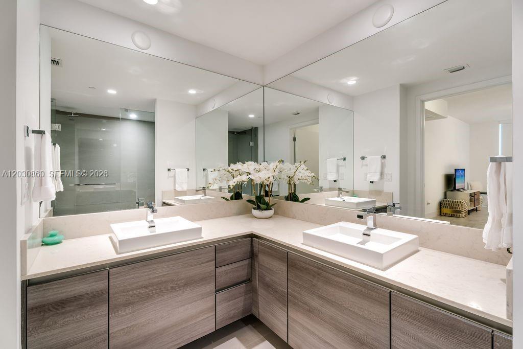 1080 Brickell Ave #3602, Miami FL 33131