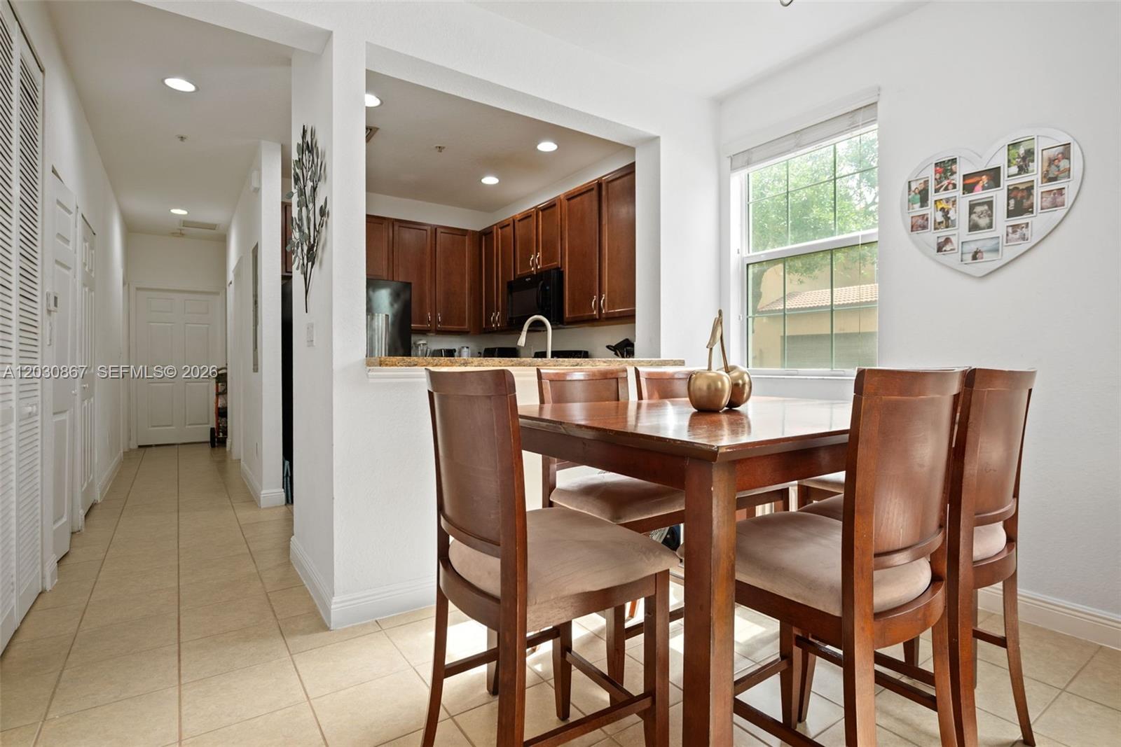 14661 SW 9th St #1809, Pembroke Pines FL 33027