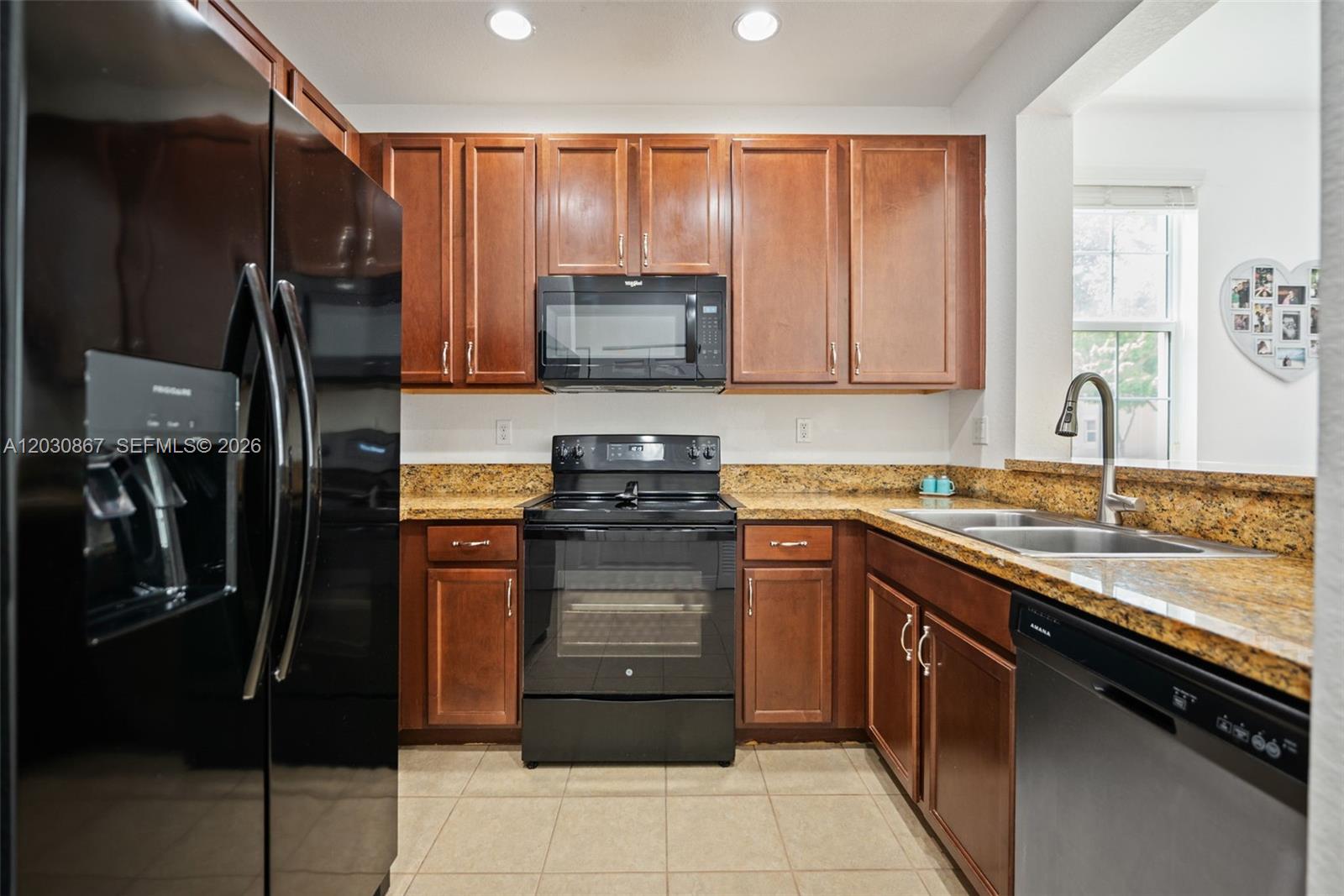 14661 SW 9th St #1809, Pembroke Pines FL 33027