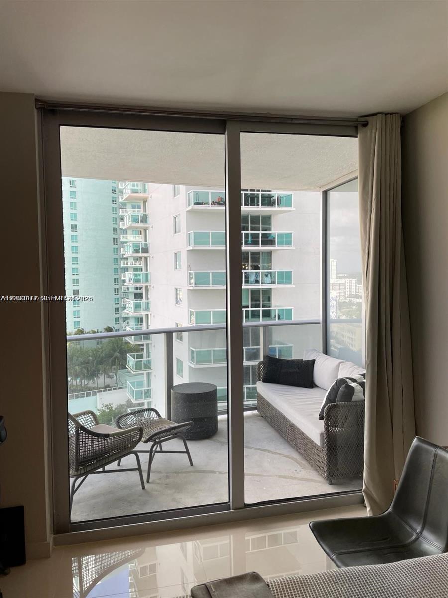 488 NE 18th St #1901, Miami FL 33132