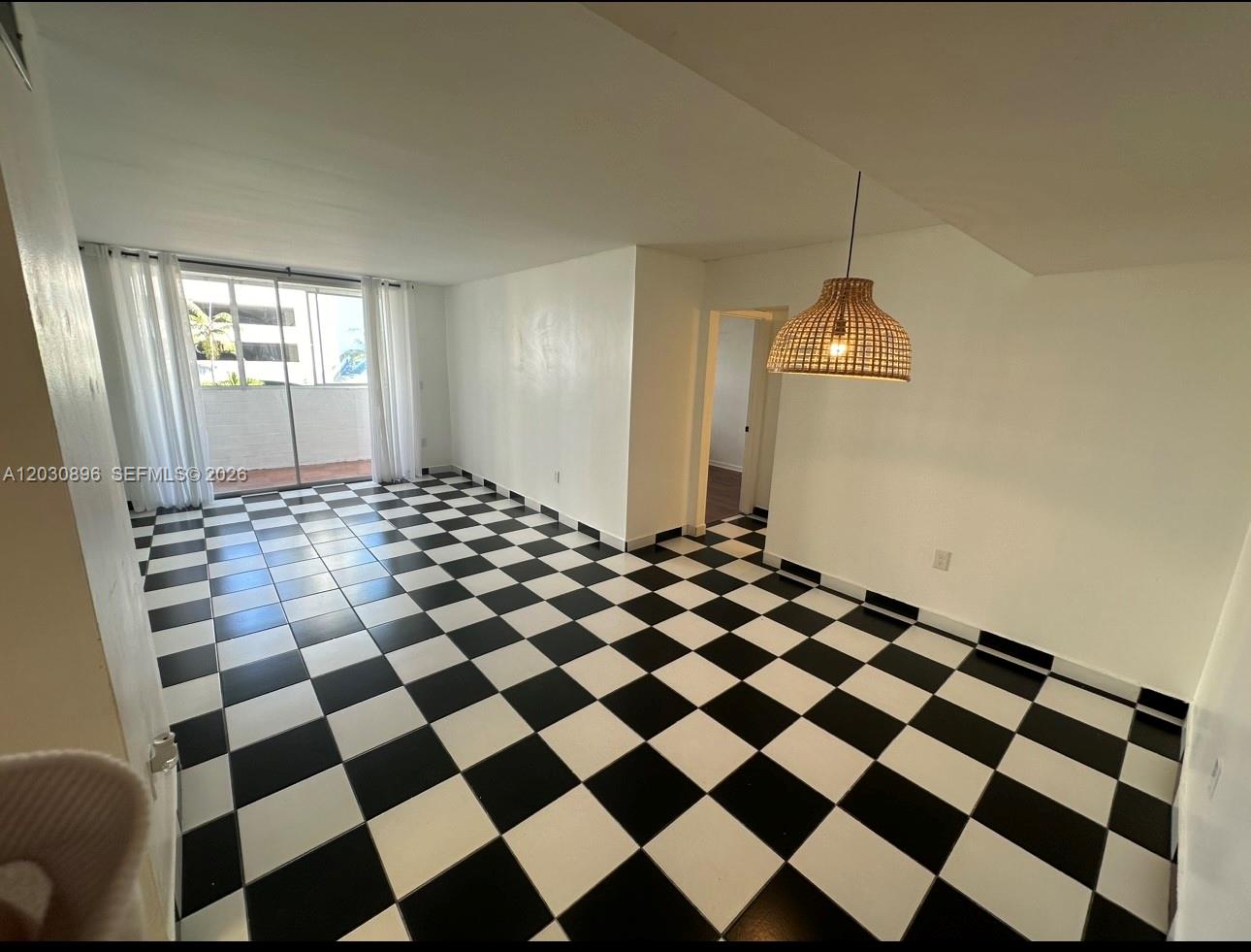 5055 NW 7th St #409, Miami FL 33126