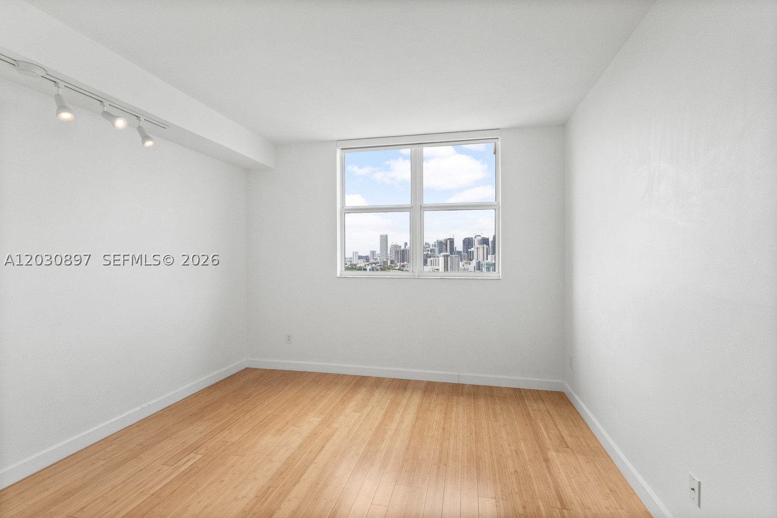 2475 Brickell Ave #2104, Miami FL 33129