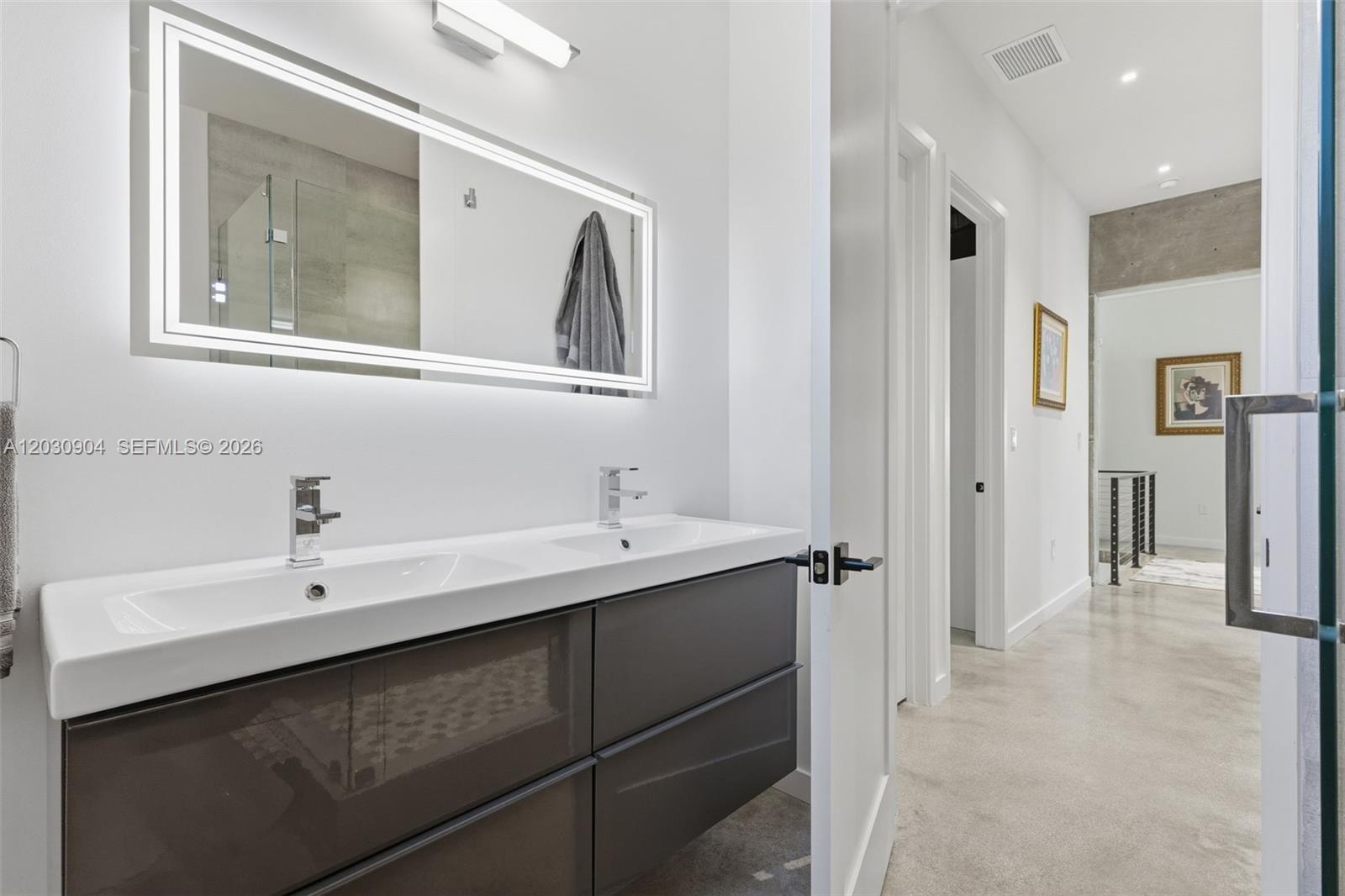Miami Lakes FL 33016 - A12030904