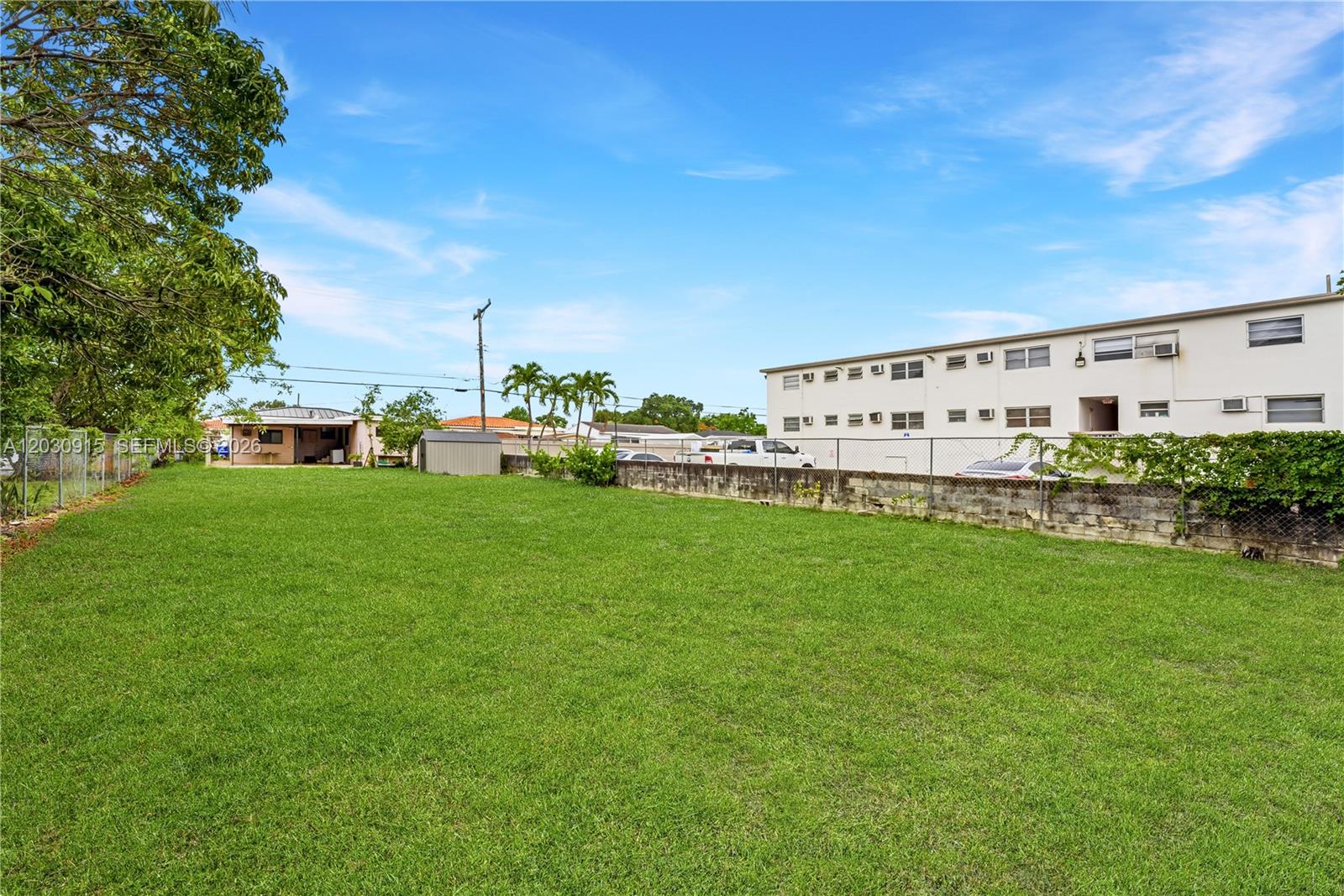 121 SW 71st Ave, Miami FL 33144
