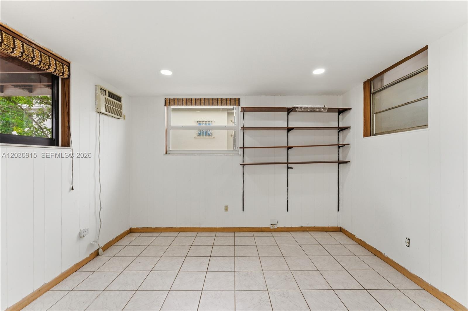121 SW 71st Ave, Miami FL 33144