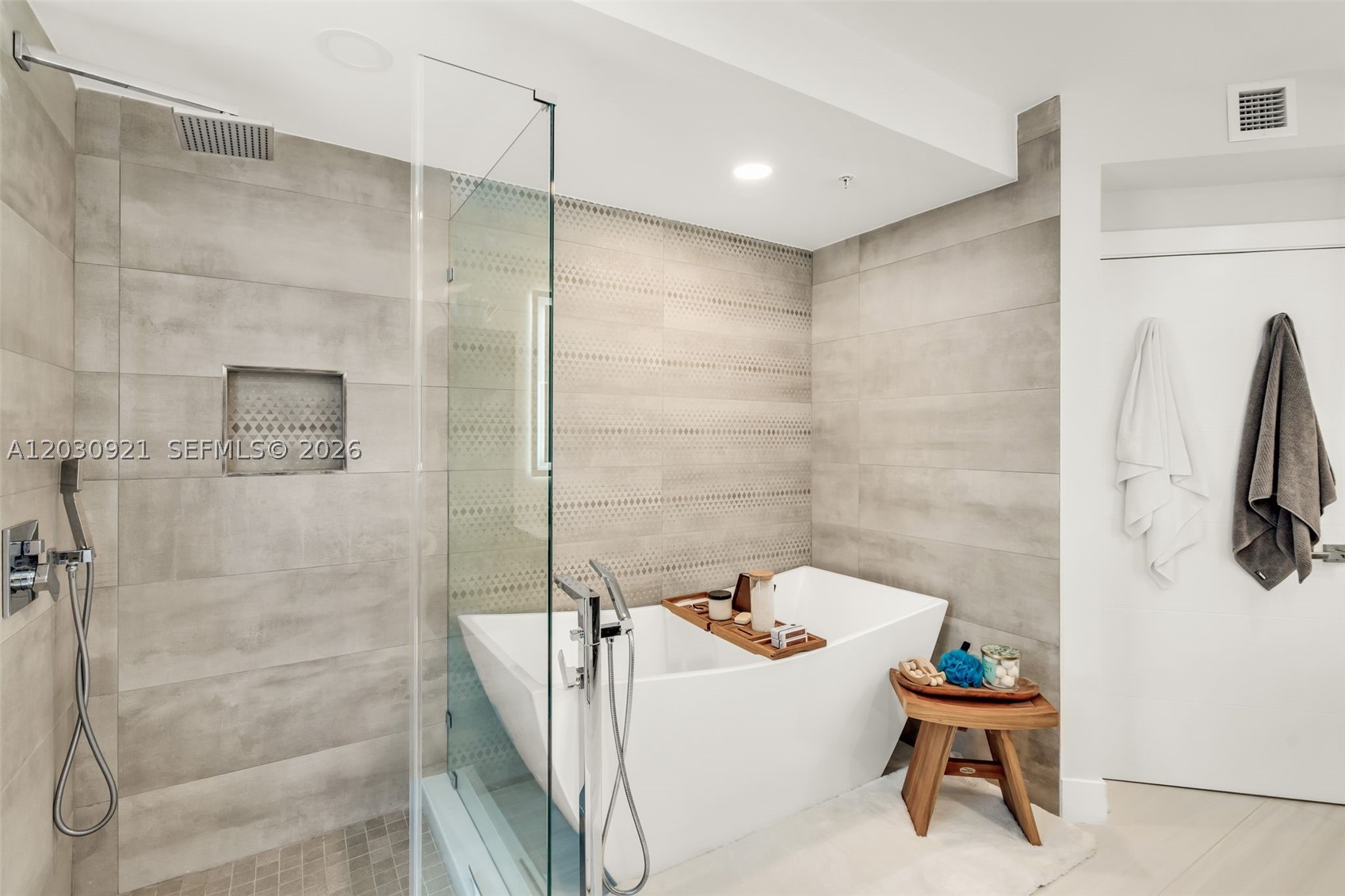 1500 OCEAN DR #707, Miami Beach FL 33139