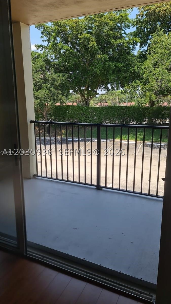8020 N Nob Hill Rd #205, Tamarac FL 33321