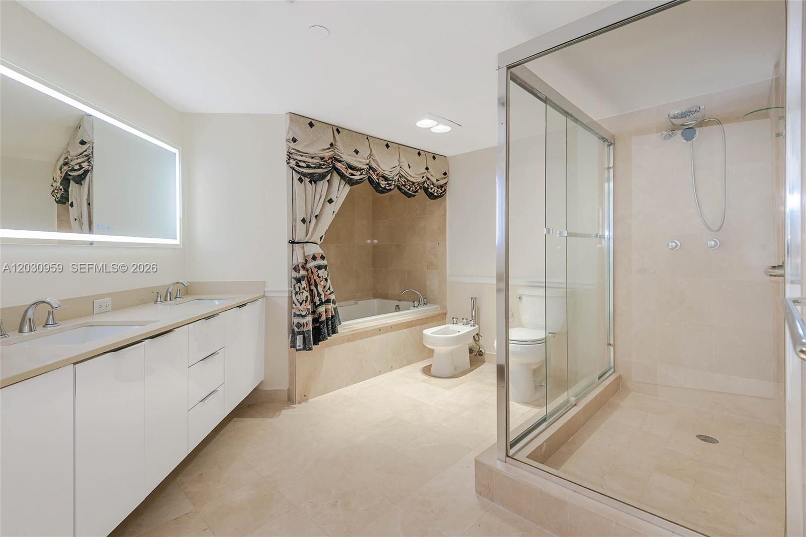 8855 Collins Ave #8J, Surfside FL 33154