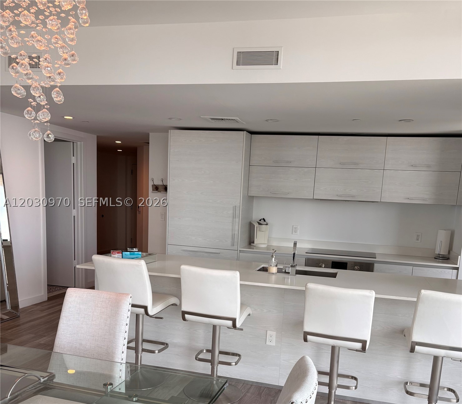 1300 S Miami Ave #2205, Miami FL 33130