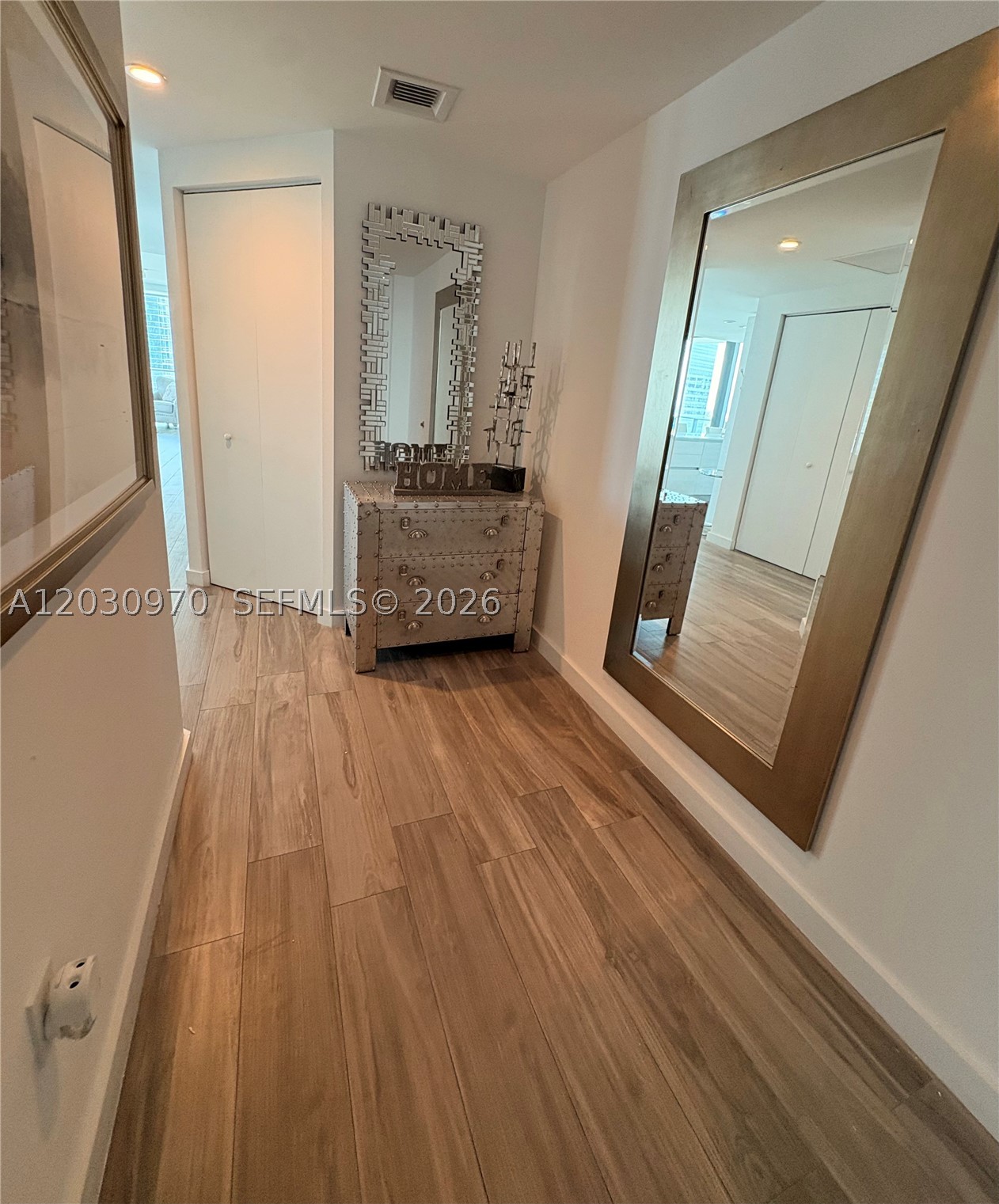 1300 S Miami Ave #2205, Miami FL 33130