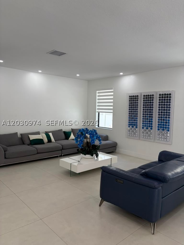 3531 W 88th St, Hialeah FL 33018