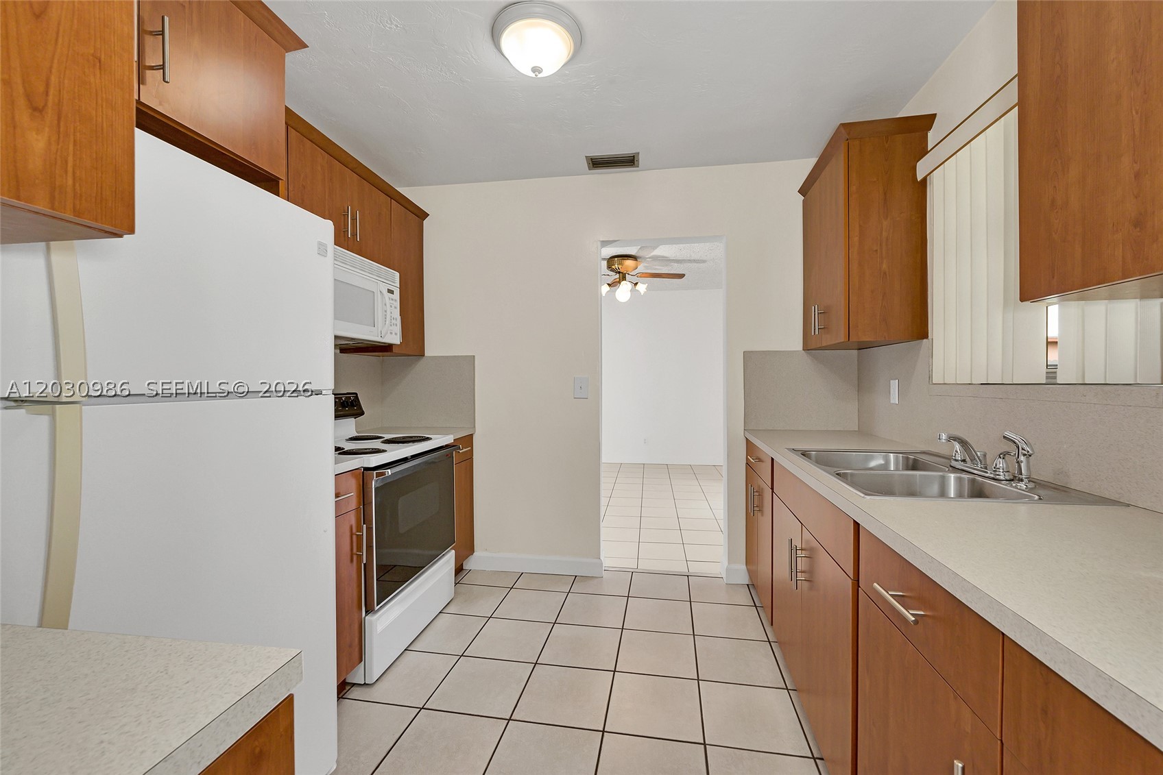 3210 SW 94th Ct, Miami FL 33165