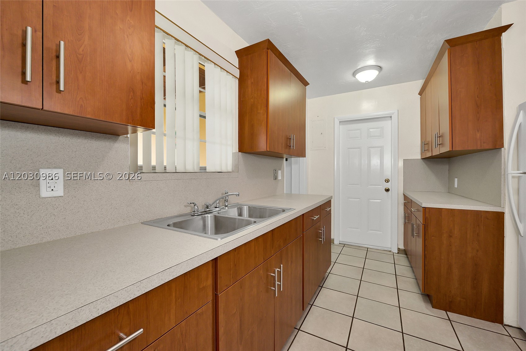 3210 SW 94th Ct, Miami FL 33165