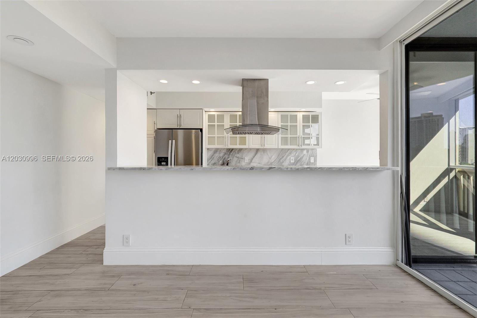 1000 Island Blvd #707, Aventura FL 33160