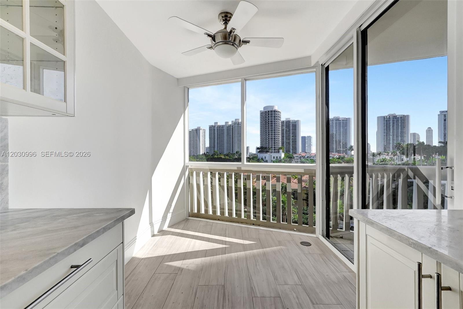 1000 Island Blvd #707, Aventura FL 33160