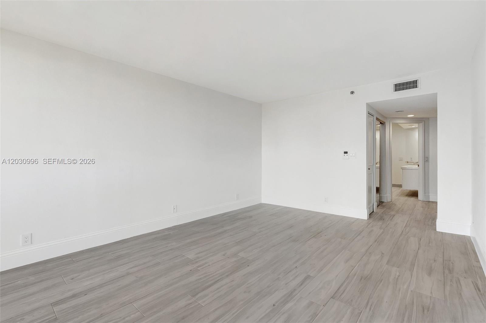 1000 Island Blvd #707, Aventura FL 33160