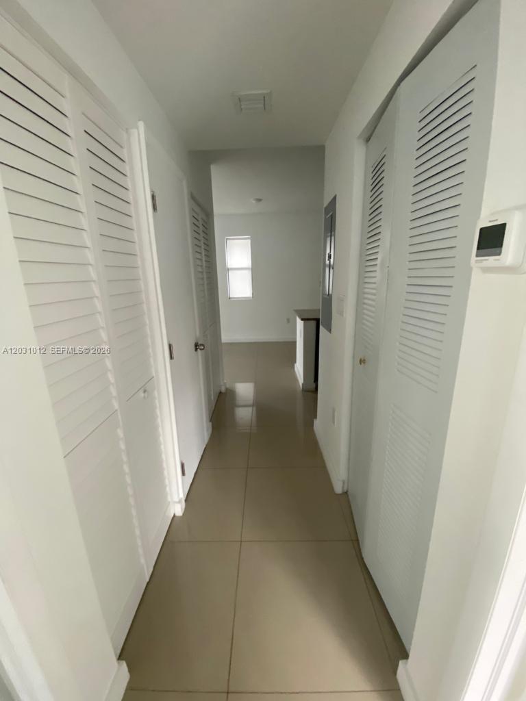423 E 27th St #302, Hialeah FL 33013