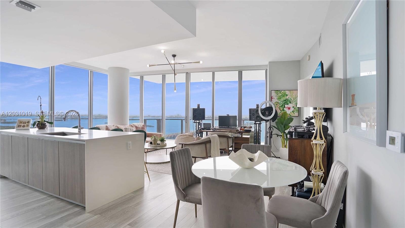 2900 NE 7th Ave #4102, Miami FL 33137