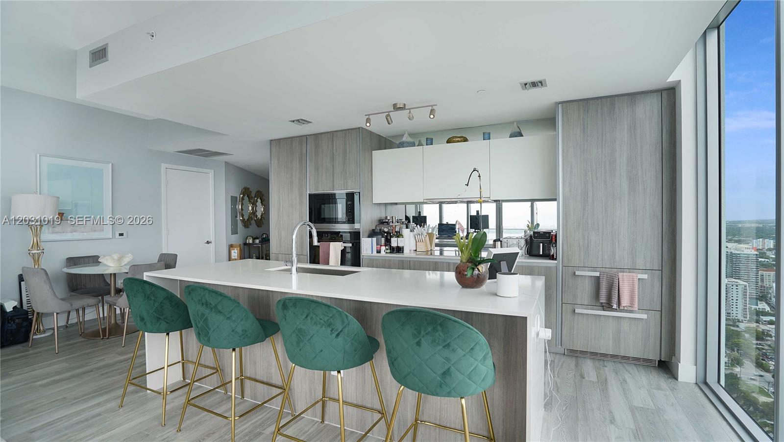 2900 NE 7th Ave #4102, Miami FL 33137