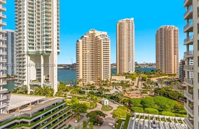 701 Brickell Key Blvd #1506, Miami FL 33131