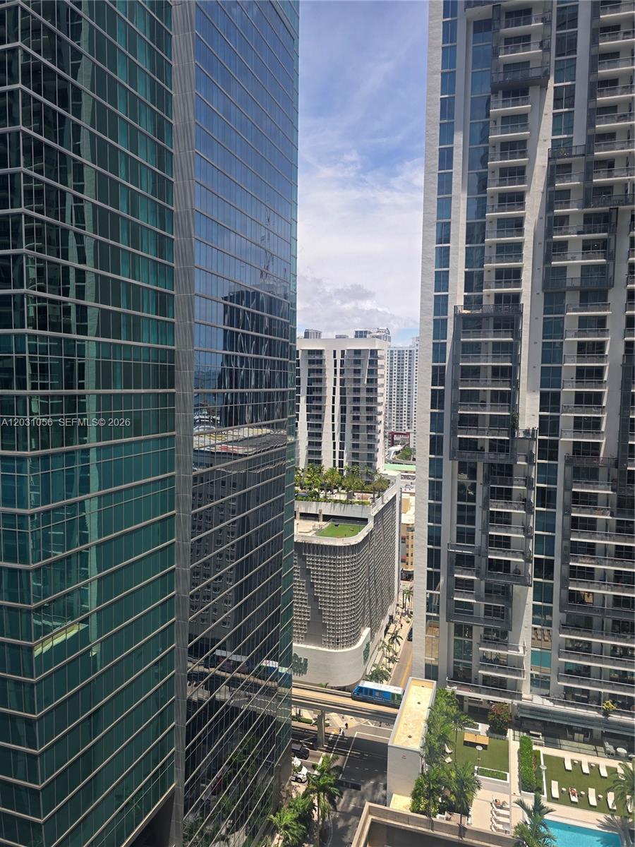 300 Biscayne Blvd Way #2408W, Miami FL 33131