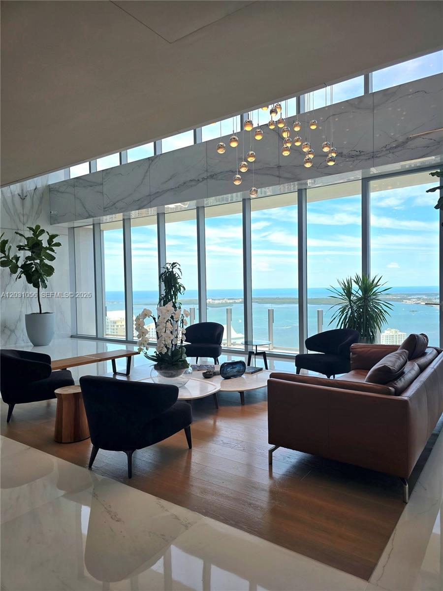 300 Biscayne Blvd Way #2408W, Miami FL 33131