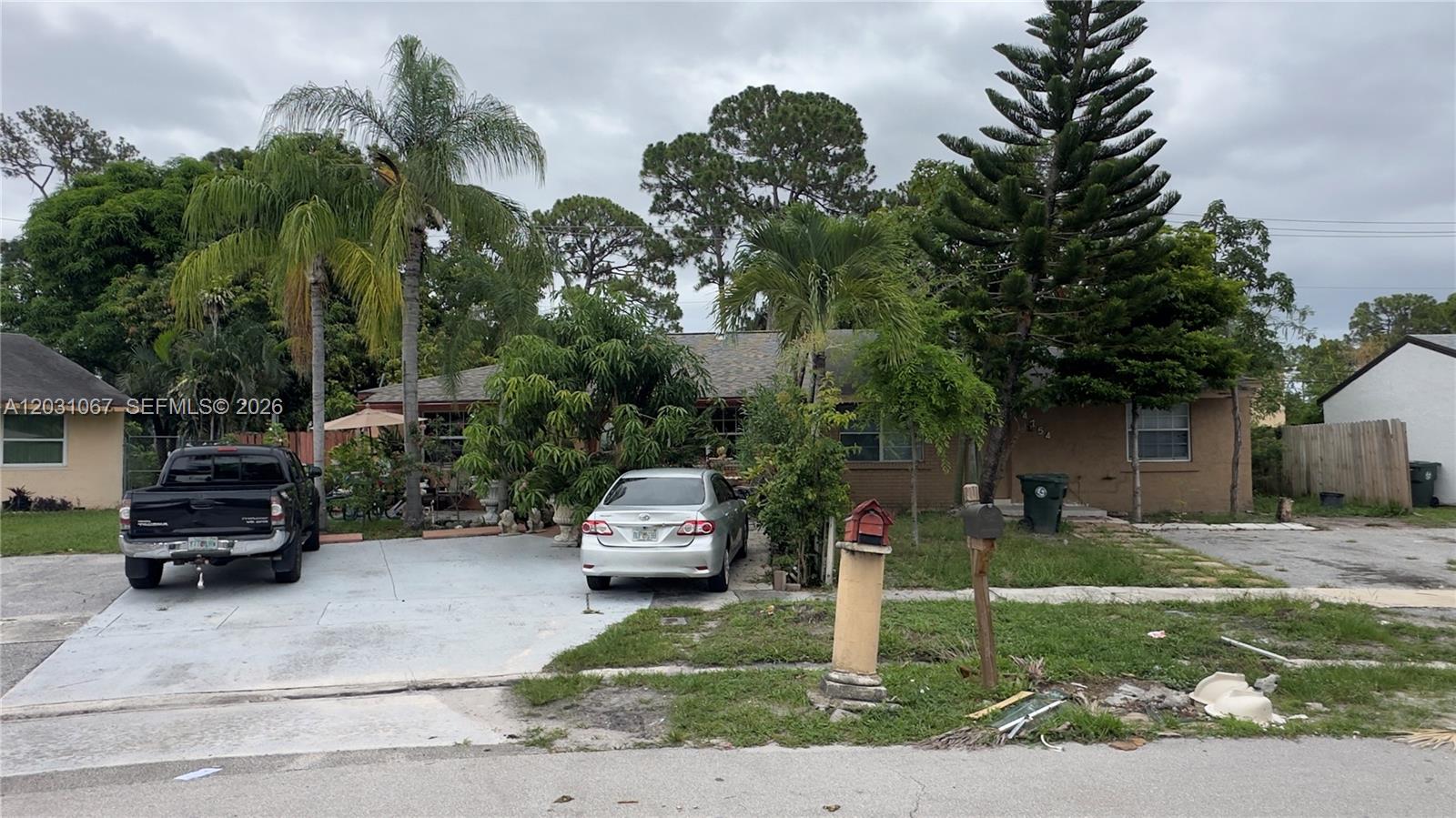 4754 Chariot Cir, Green Acres FL 33463