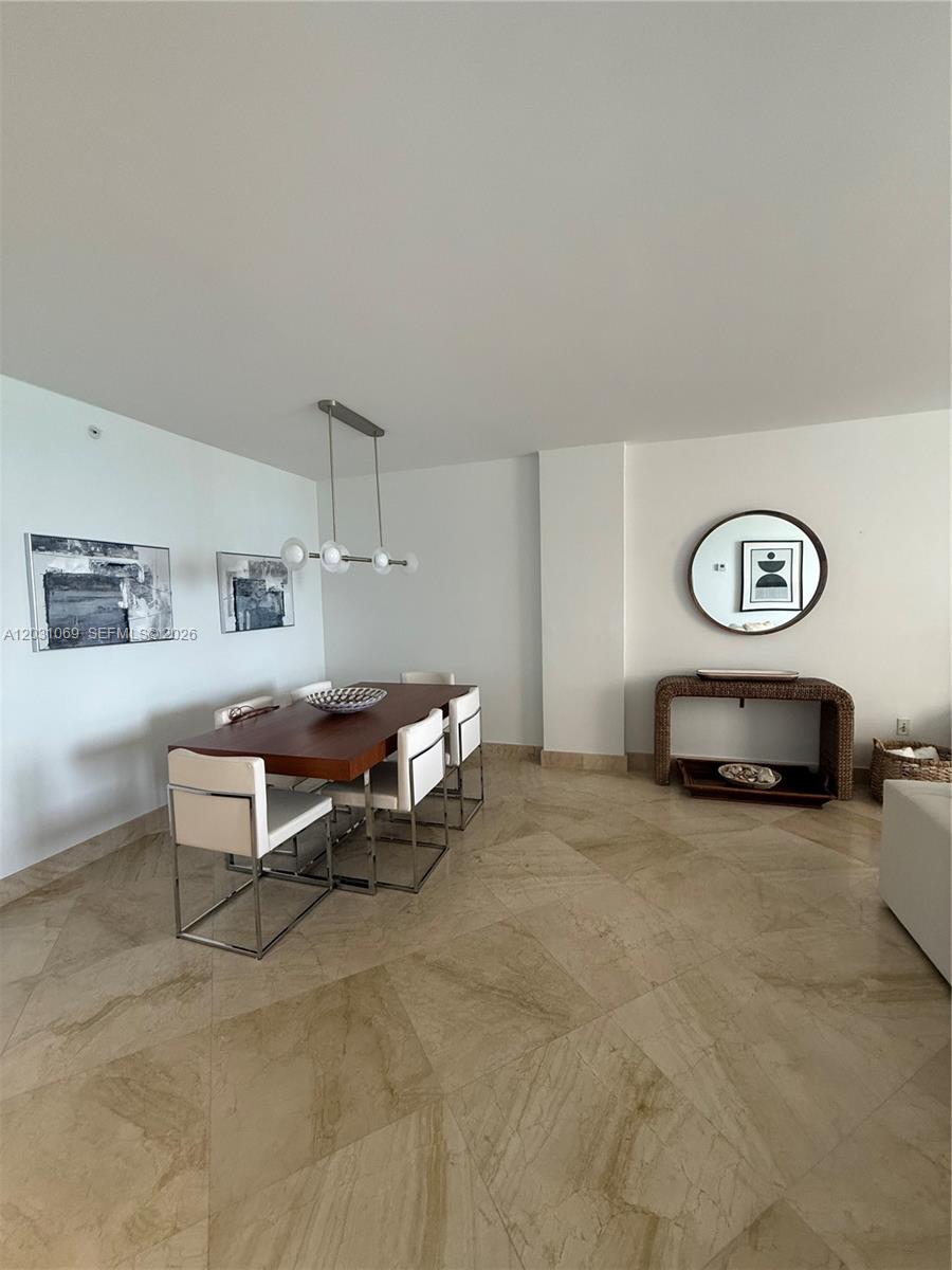 10275 Collins Ave #1221, Bal Harbour FL 33154