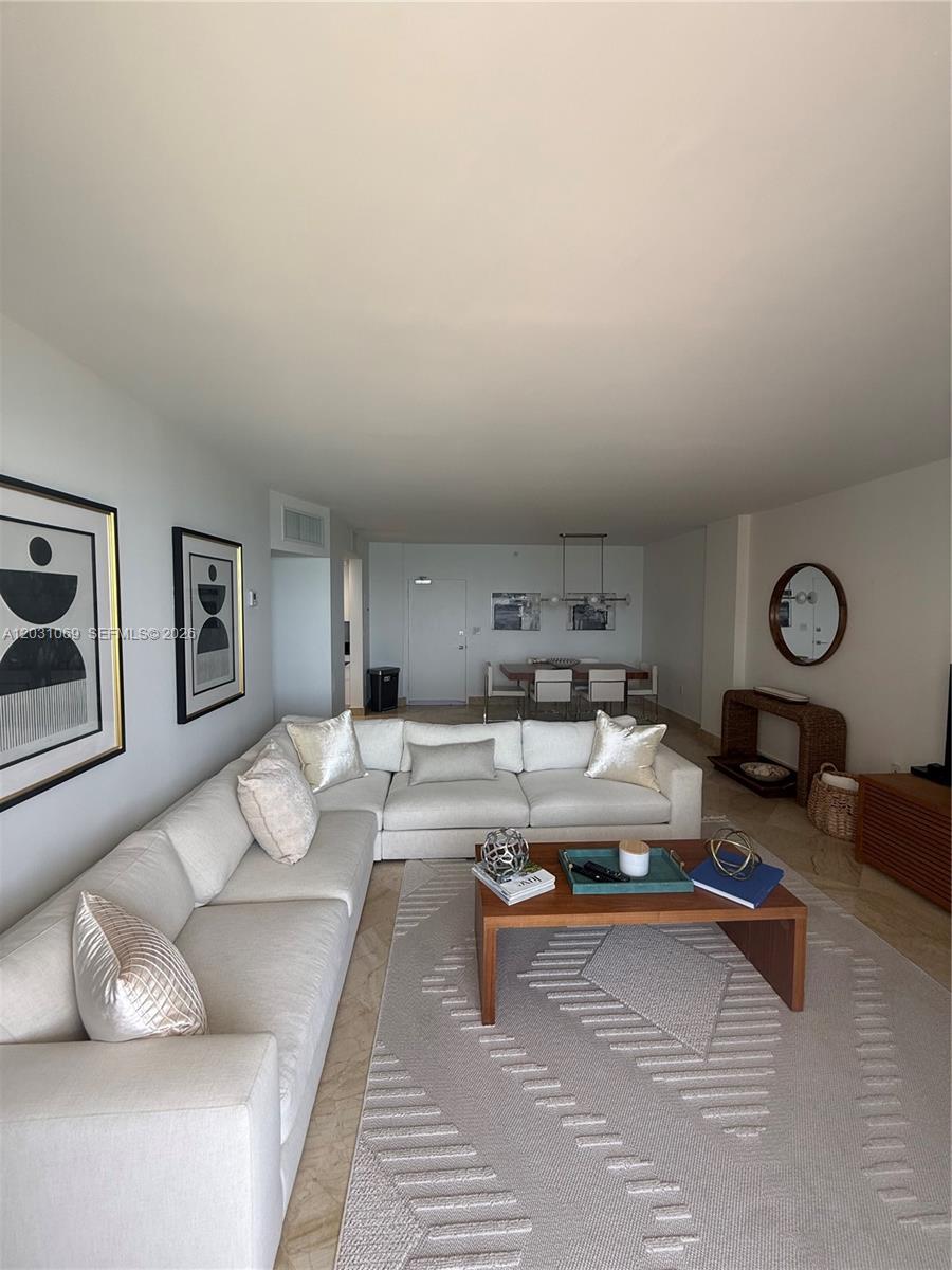 10275 Collins Ave #1221, Bal Harbour FL 33154