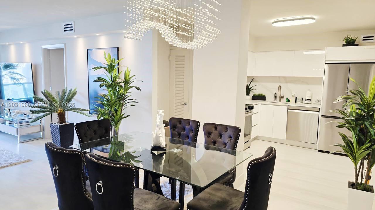 5151 Collins Ave #726, Miami Beach FL 33140