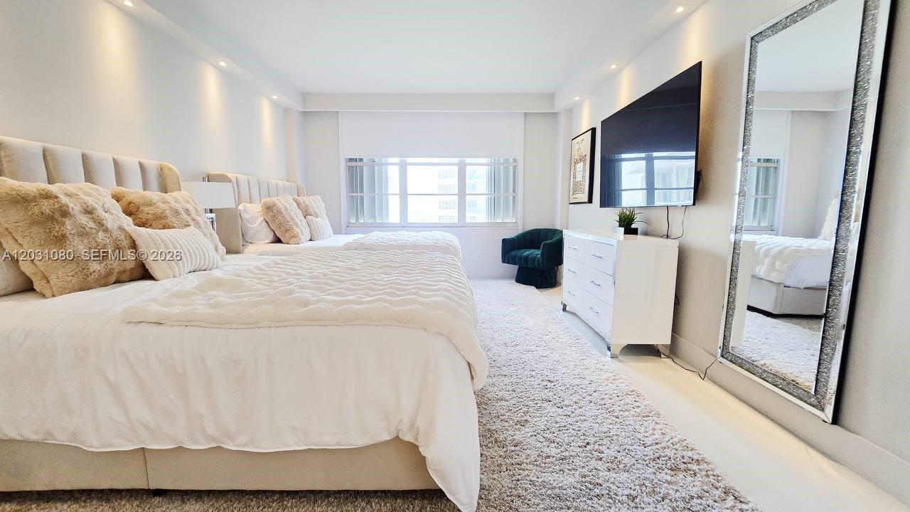 5151 Collins Ave #726, Miami Beach FL 33140
