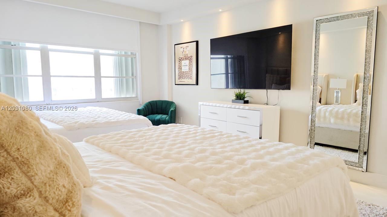 5151 Collins Ave #726, Miami Beach FL 33140