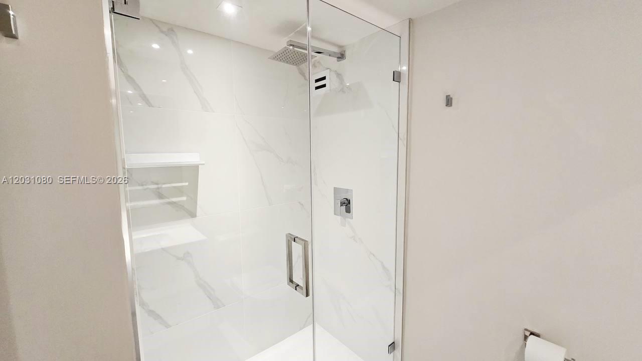 5151 Collins Ave #726, Miami Beach FL 33140