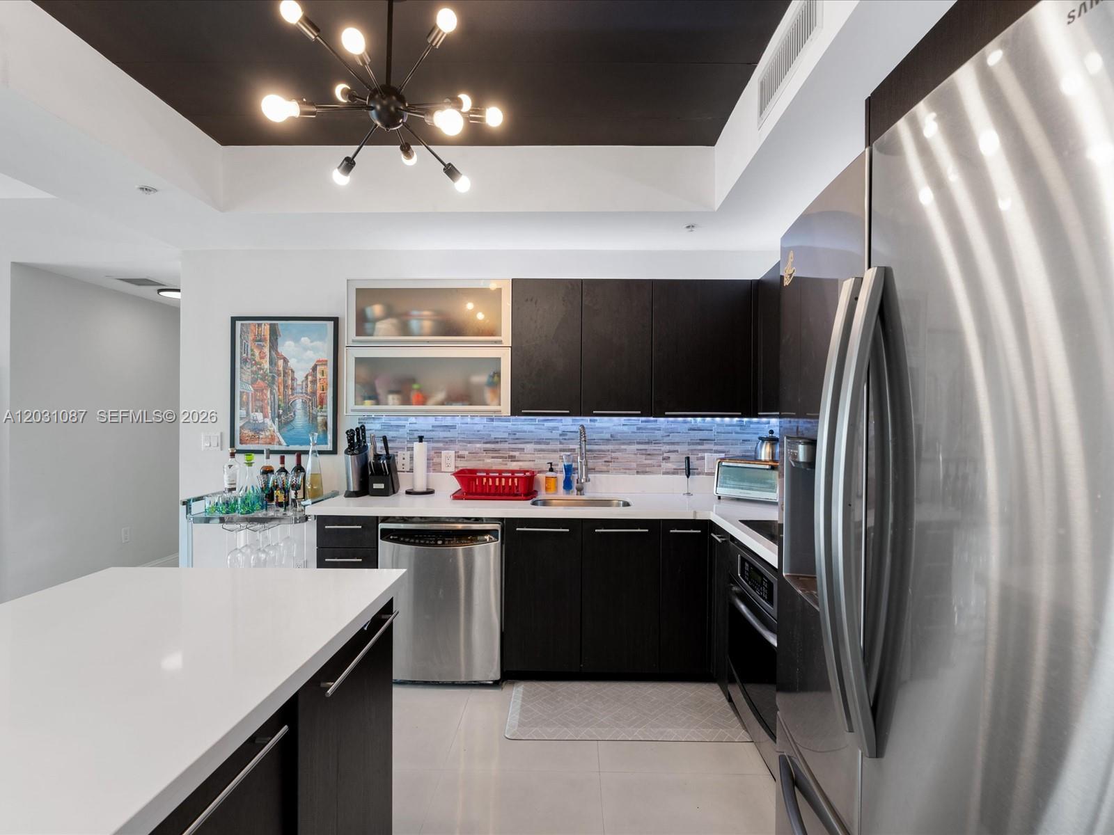 90 SW 3rd St #2015, Miami FL 33130
