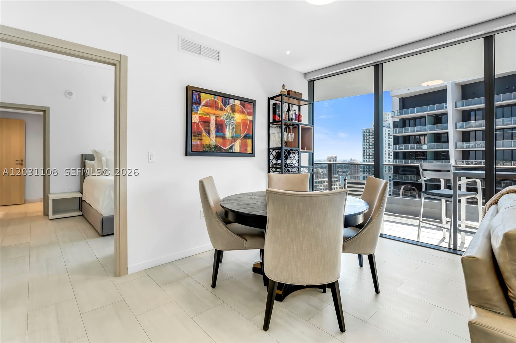 1000 Brickell Plz #4609, Miami FL 33131