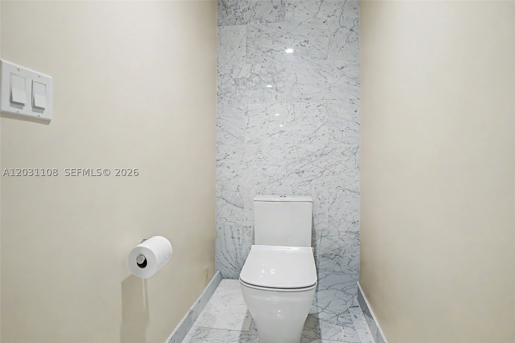 1000 Brickell Plz #4609, Miami FL 33131