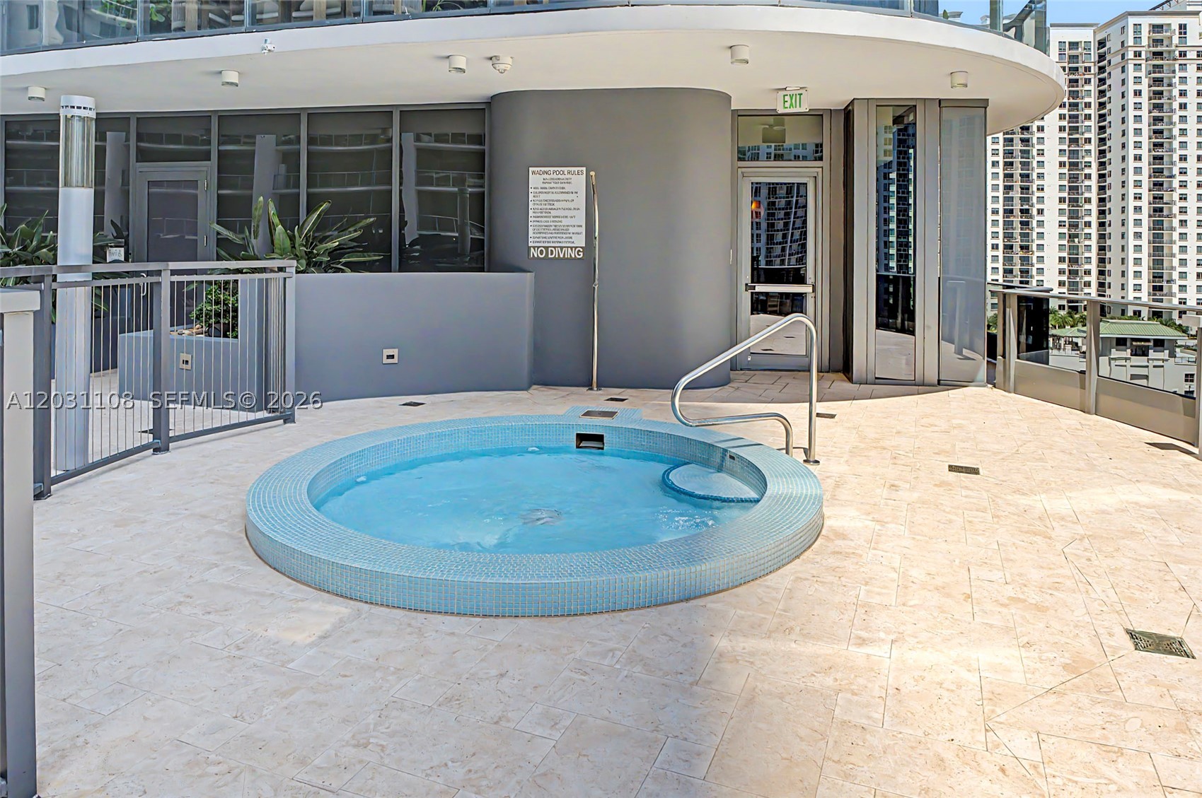 1000 Brickell Plz #4609, Miami FL 33131