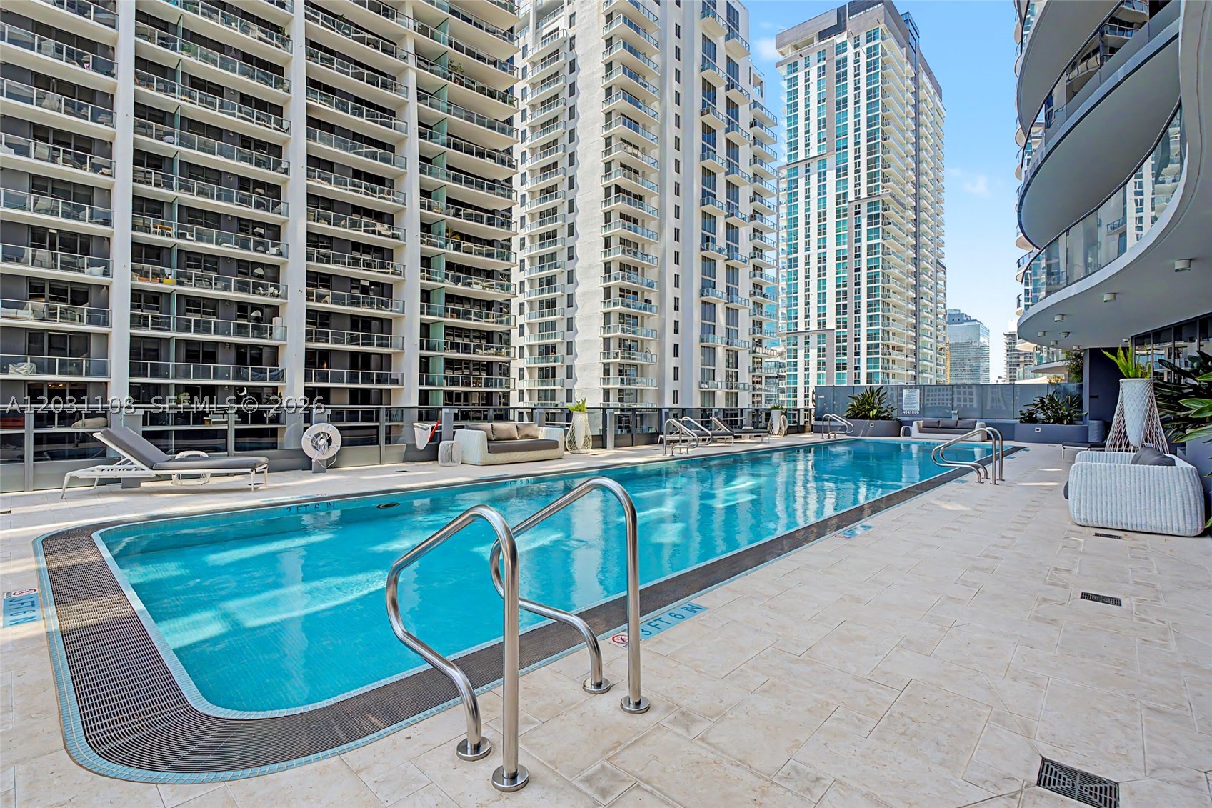 1000 Brickell Plz #4609, Miami FL 33131